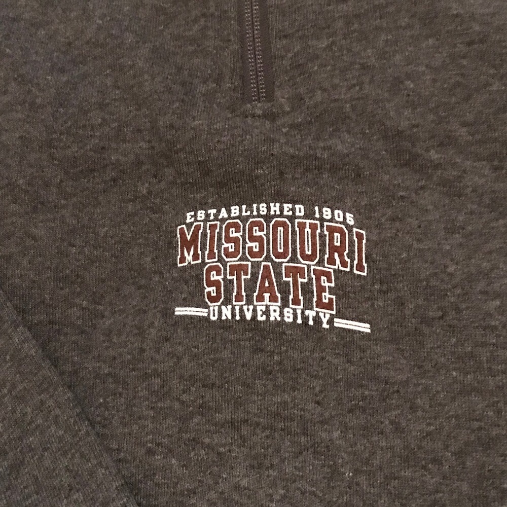 Missouri state pull over college sweater
